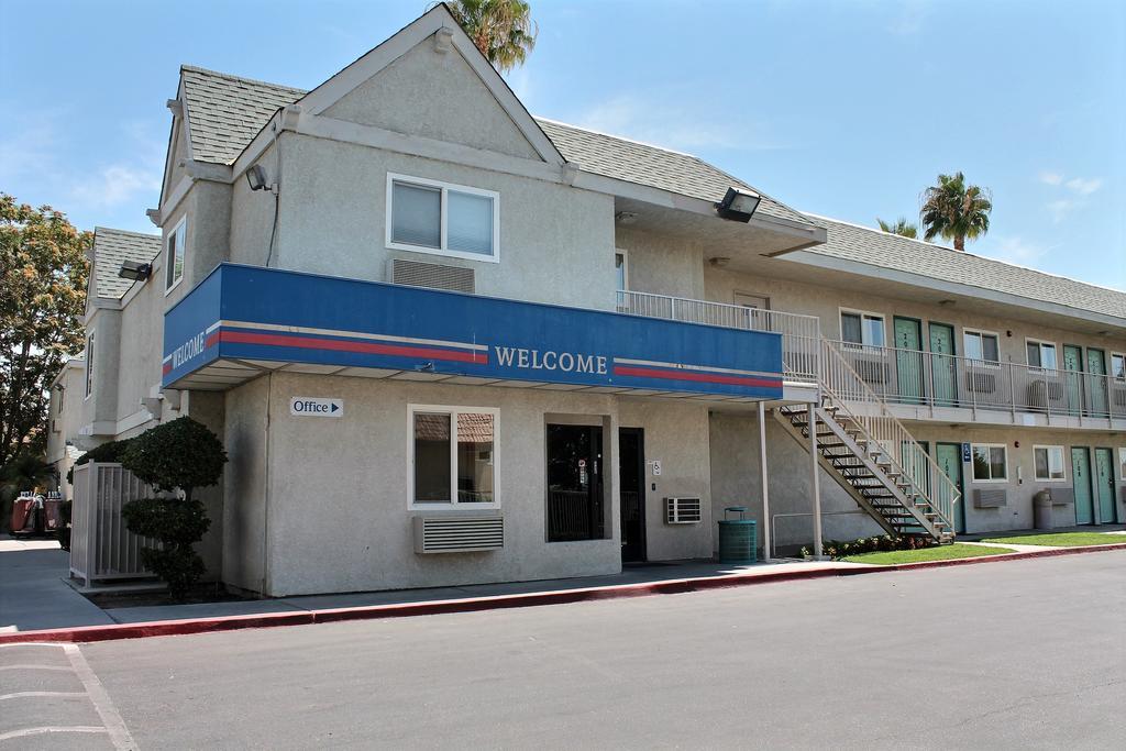 Motel 6-Bakersfield, Ca - East Esterno foto